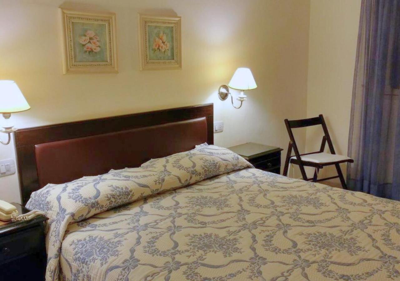 Nuevo Hotel Bristol 산티아고 델 에스테로 외부 사진